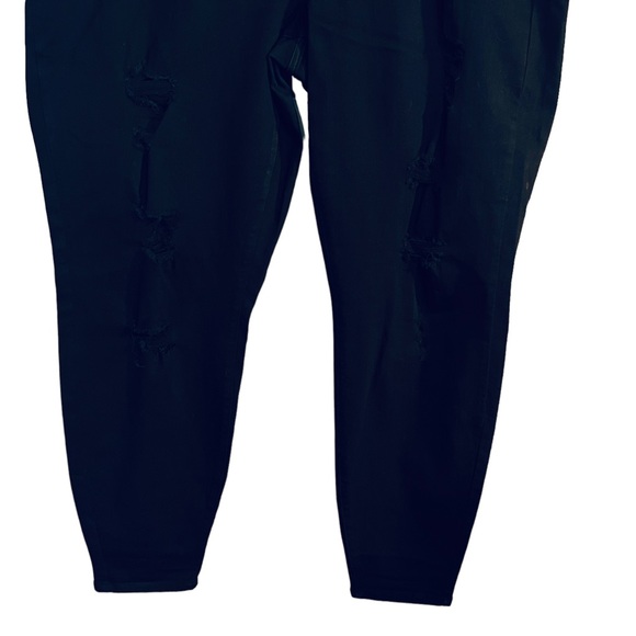 TORRID Sky High Skinny Jeans Ripped Black Size 24T - Picture 4 of 15